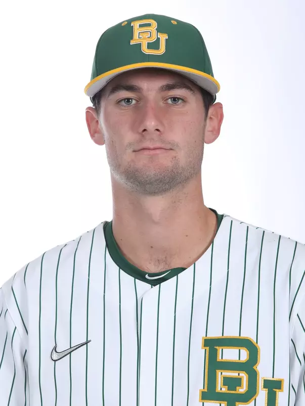 Hunter Teplanszky Headshot 2023