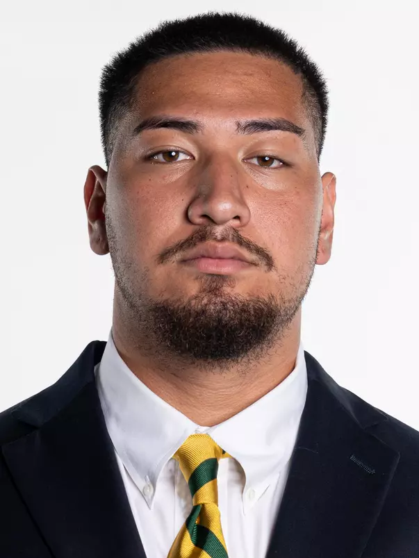 Treven Ma'ae headshot