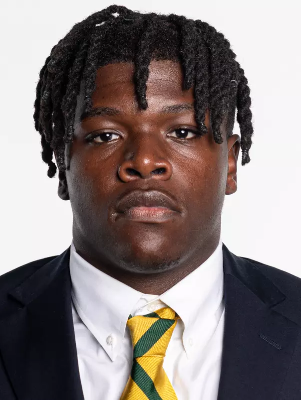 Trent Thomas headshot