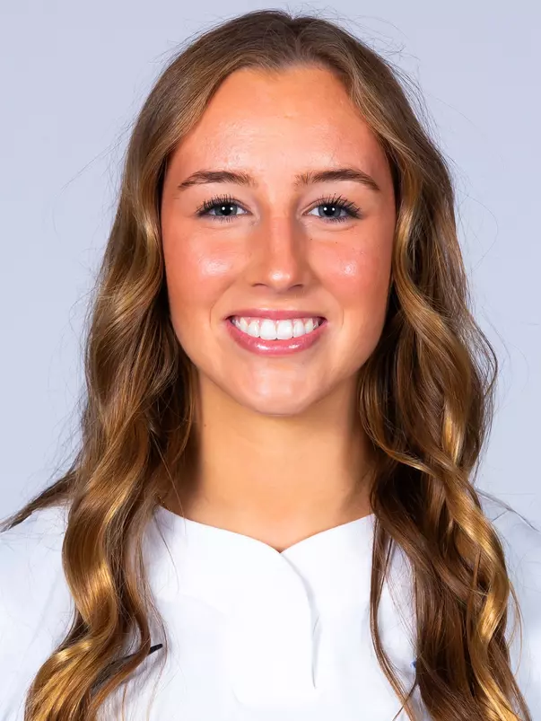 Lexie Warncke Headshot 2024