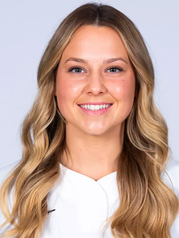 Sydney Collazos Headshot 2024