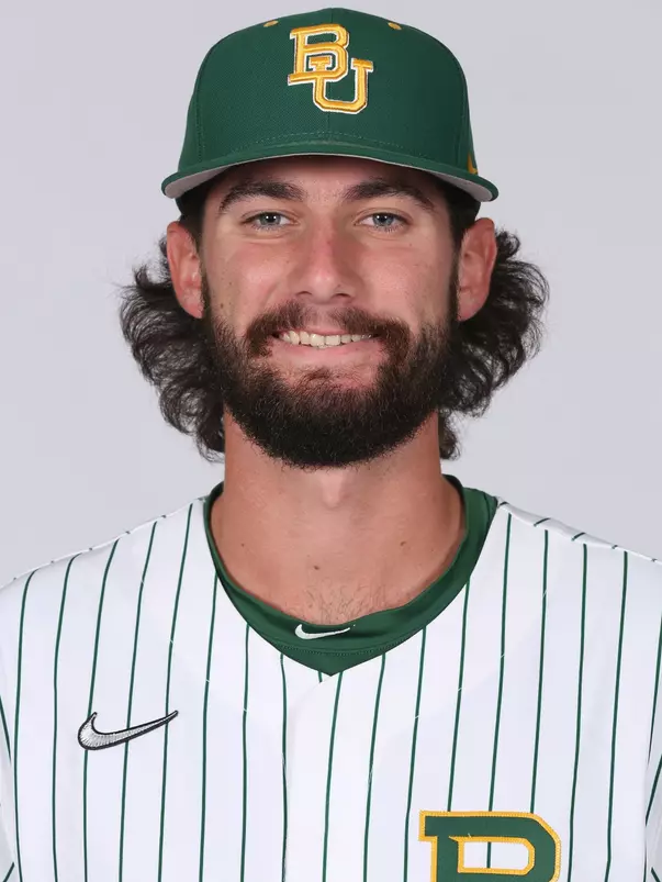 Hunter Teplanszky Headshot 2024