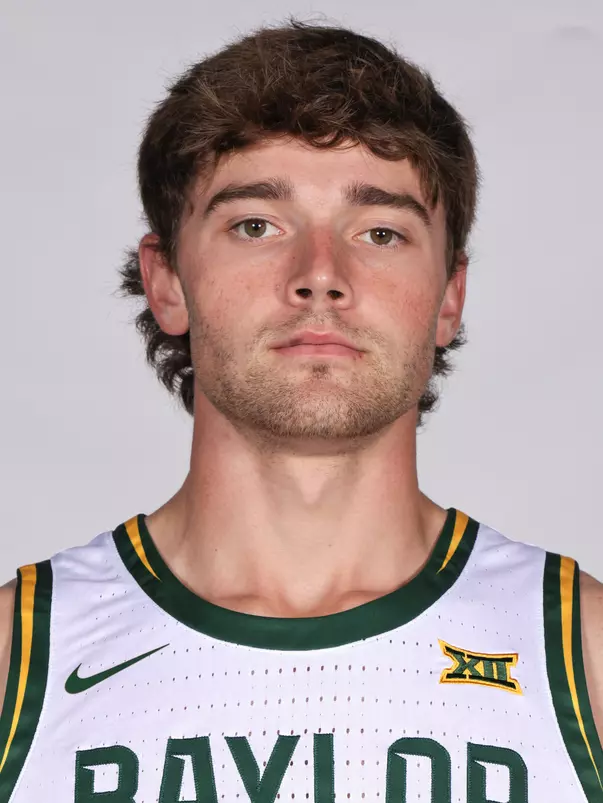 Davidson Hubbard Head shot