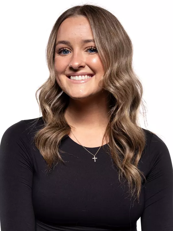 Jadyn Wells headshot