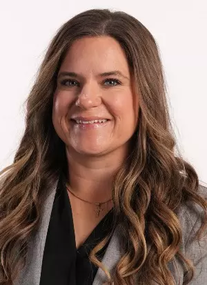 Dani Price Headshot