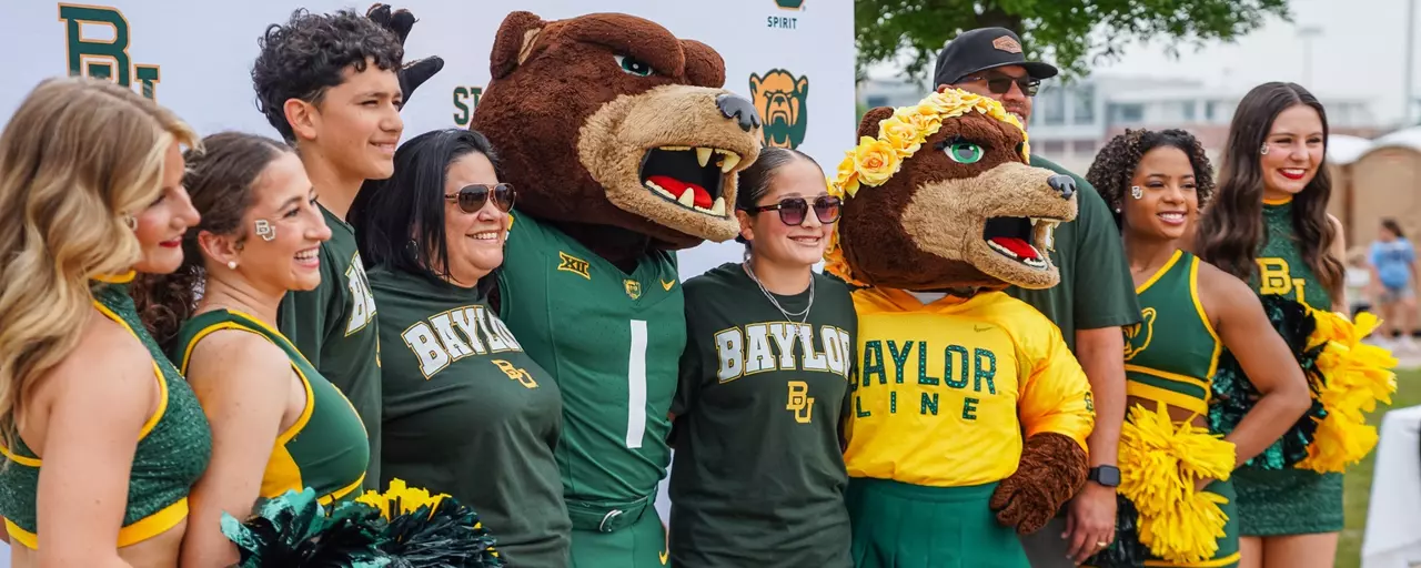 Fans take a picture with Bruiser and Marigold at Baylor Fan Fest 2026