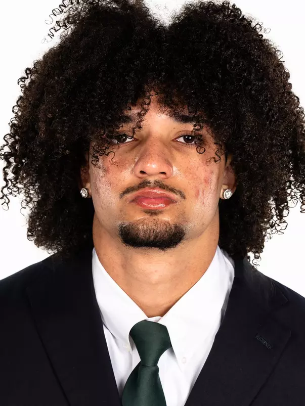 Davion Peters headshot 2026