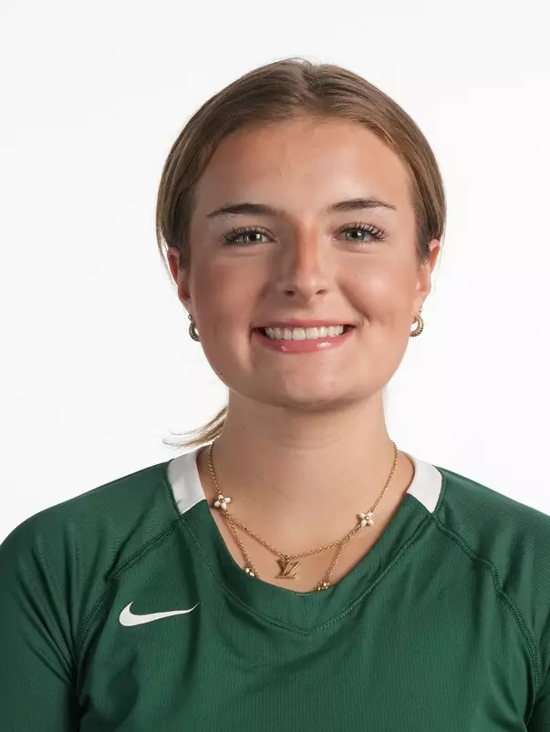 EQ Isabella Buckley Headshot 26-27