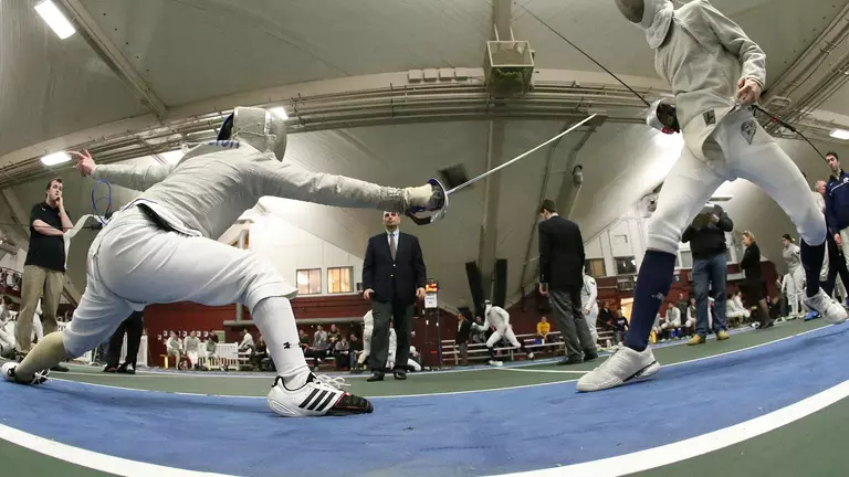 Women Sweep the Eric Sollee Invitational