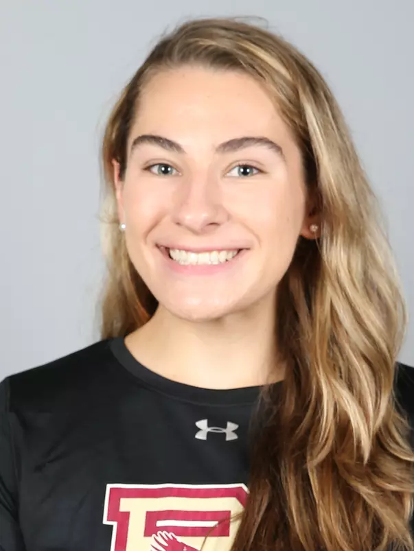 Grace Dreyer Headshot