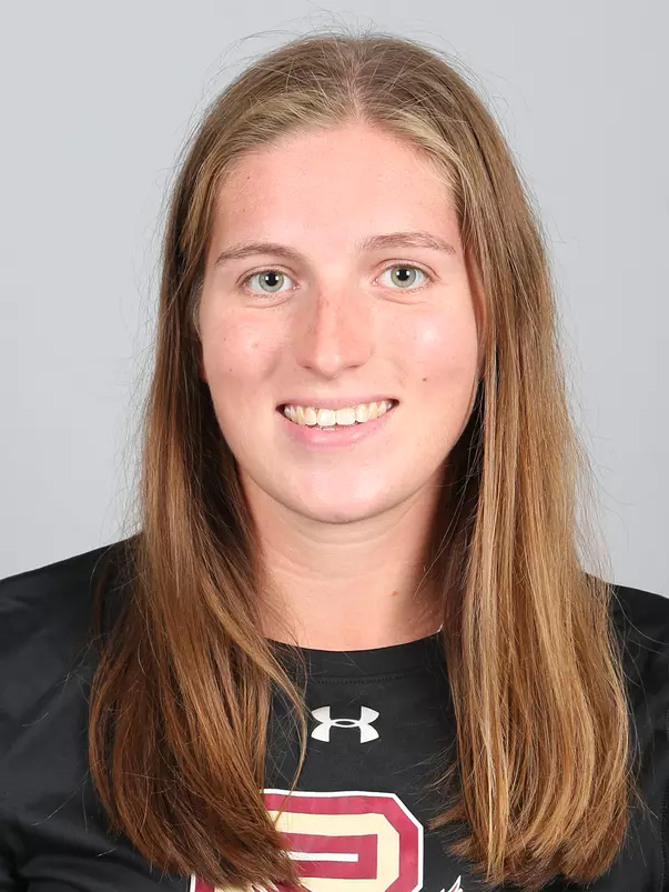 Caitlin Trottier Headshot