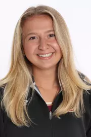 Emma Kinney Headshot