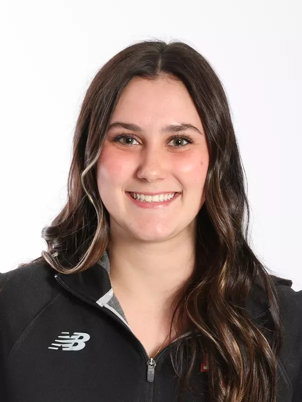 Jessie Tonole headshot