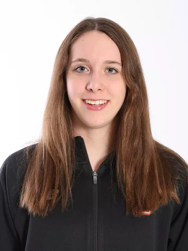 Stefanie Burgess headshot