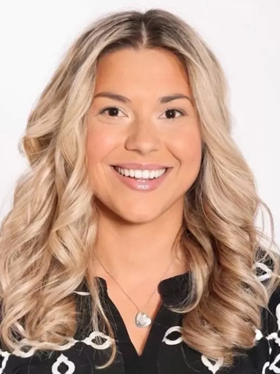 Marissa Prinzbach Headshot