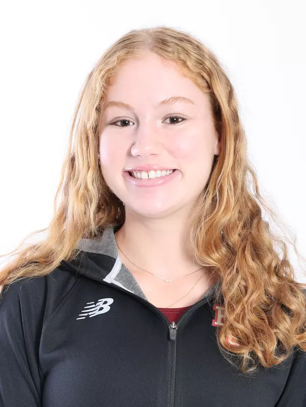 Julie Hohenberg headshot