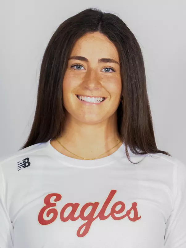 Molly Queally Headshot