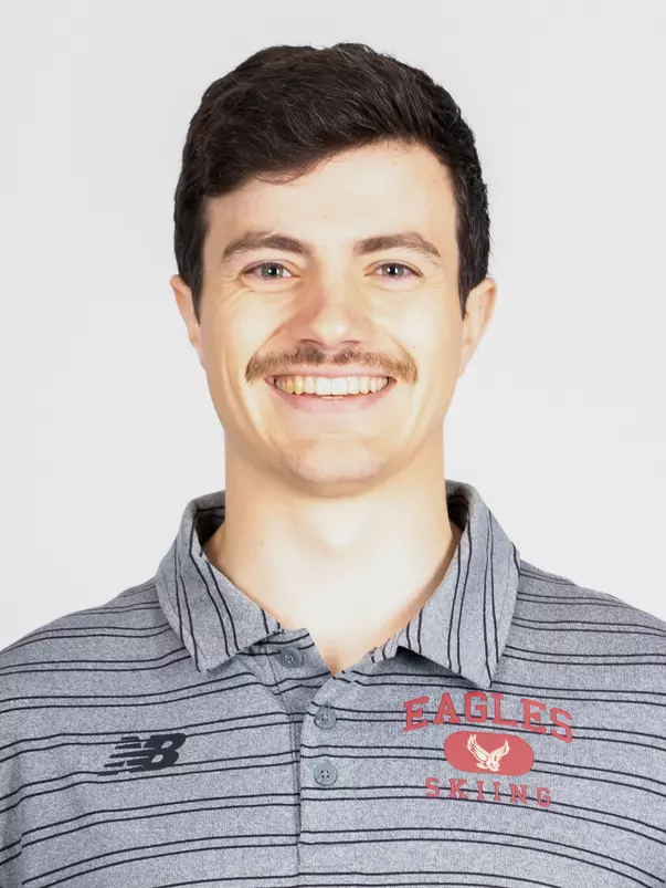 Zach Simmons Headshot