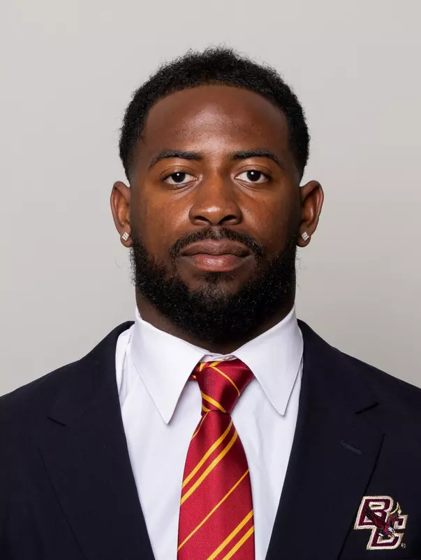 STEELE 2025 HEADSHOT