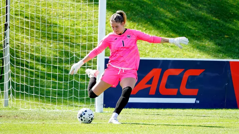 olivia shippee vs. syracuse