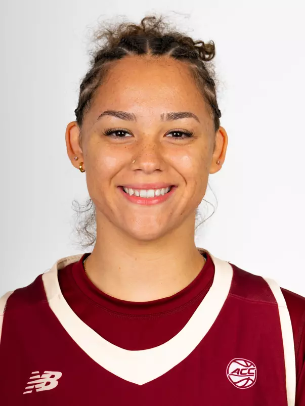 Natalia Hall Rosa Headshot