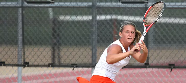 Christine Chiricosta Named MAC Scholar-Athlete of Week