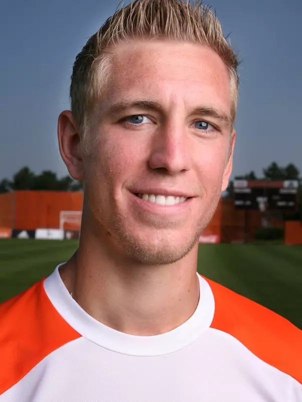 BGSU men's soccer - Aug 20 2013 - Michael Nemeth photo