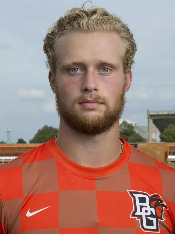 Noah Kummer - 2016 BGSU men's soccer - Michael Nemeth photo