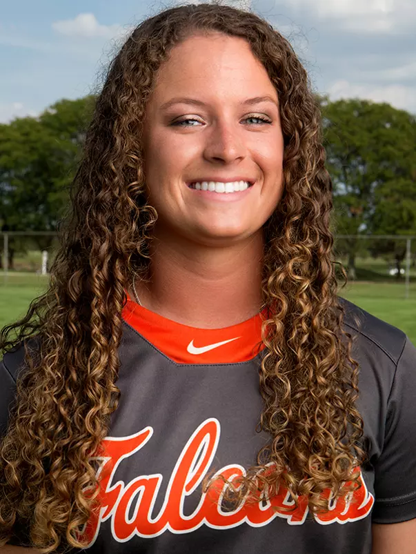 Kali Holcomb - BGSU Softball 2018 - photo by BGSU Mkt & Comm