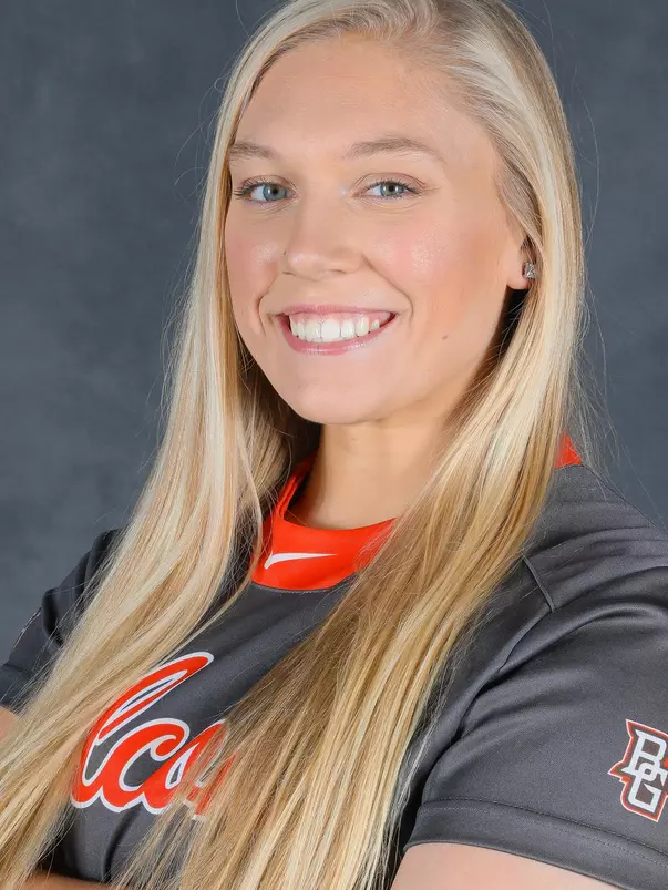 BGSU softball 2022 - photo by Mallory Hiser (Nov. 22, 2021)