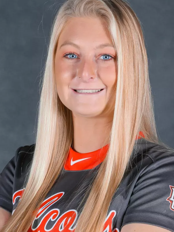 BGSU softball 2022 - photo by Mallory Hiser (Nov. 22, 2021)