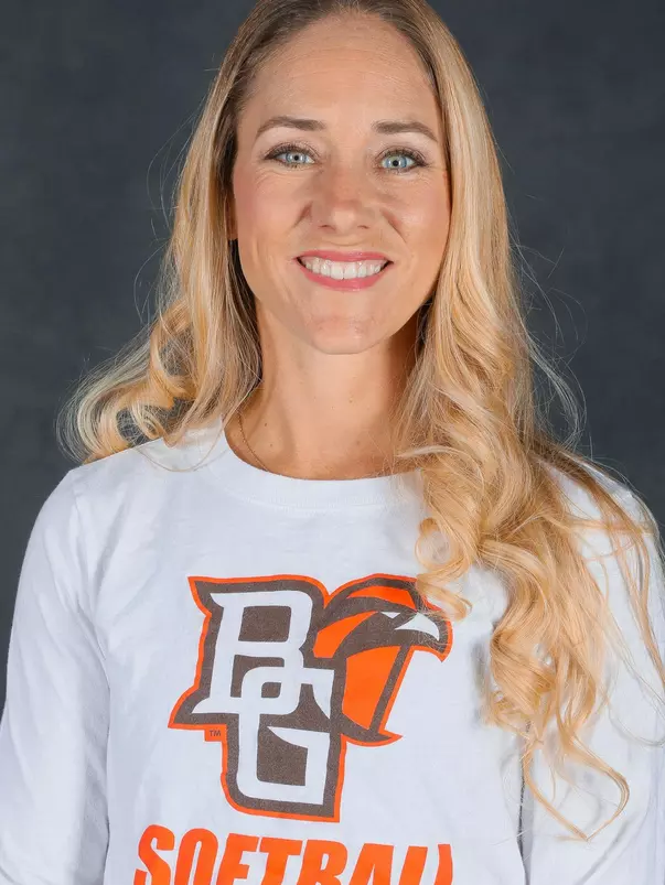 BGSU softball 2022 - photo by Mallory Hiser (Nov. 22, 2021)