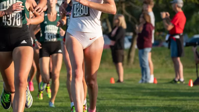 Women Place 13th at Great Lakes Regionals