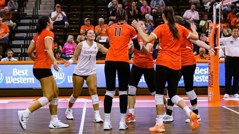 Falcons’ Full Team Effort Earns Five-Set Victory Over Eastern Michigan