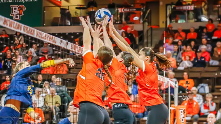 Falcons Fall To Miami (OH) In Weekend Finale