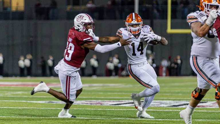 Falcons Wrap Up 2025 Season With 45-14 Victory Over UMass