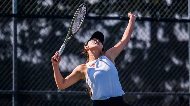 Falcon Tennis Run Down By Bulls