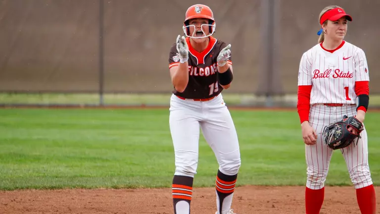Falcons Head to Notre Dame for Midweek Matchup