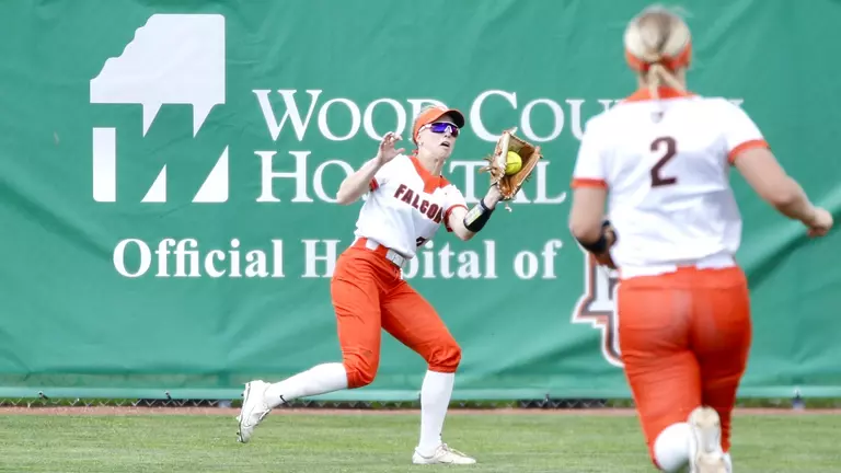 Colonials Capture Series Opener, 6-0