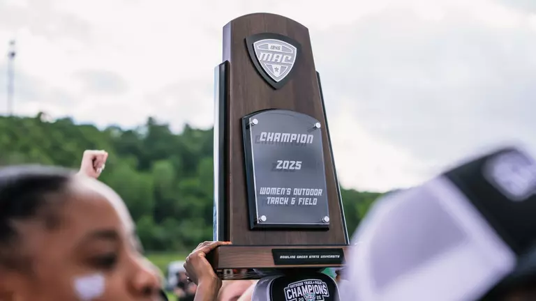 Nineteen Falcons Named Outdoor Track & Field Academic All-MAC