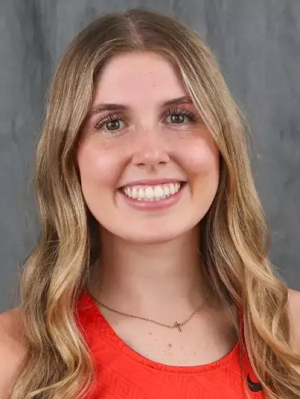 Rachael Withrow Head Shot WXC 25