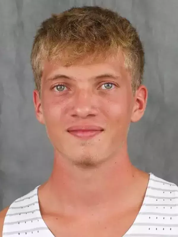 Owen Zaumeyer Head Shot MXC 25