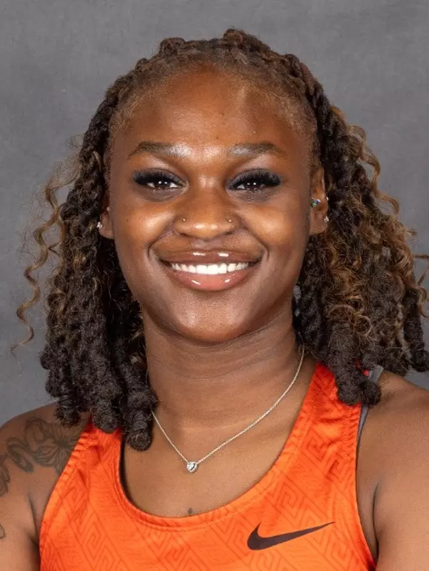 DeMya Barker Headshot 2025-2026