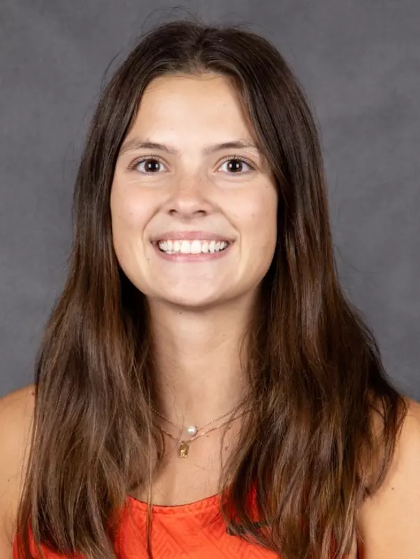 Syerra Greber Head Shot 2025-26