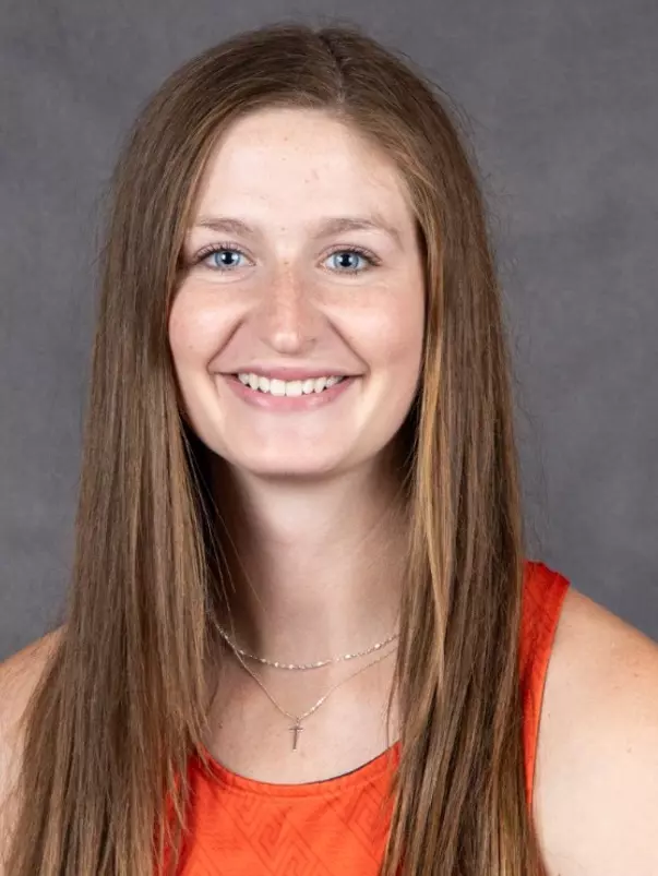 Jenna Lucas Head Shot 2025-26