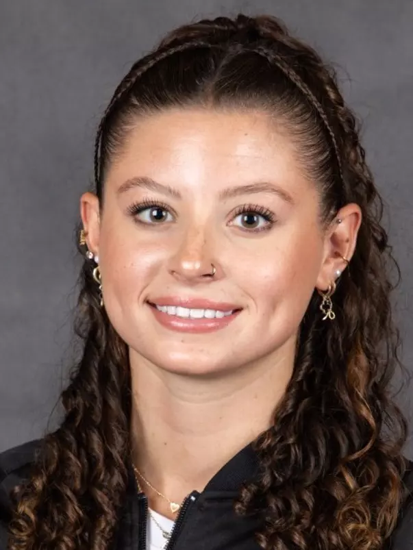 Lourdes Manderfield Head Shot 2025-26