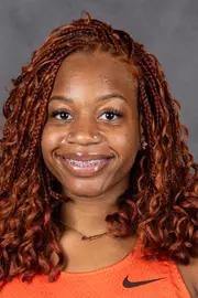 Christabelle Obi Head Shot 2025-26