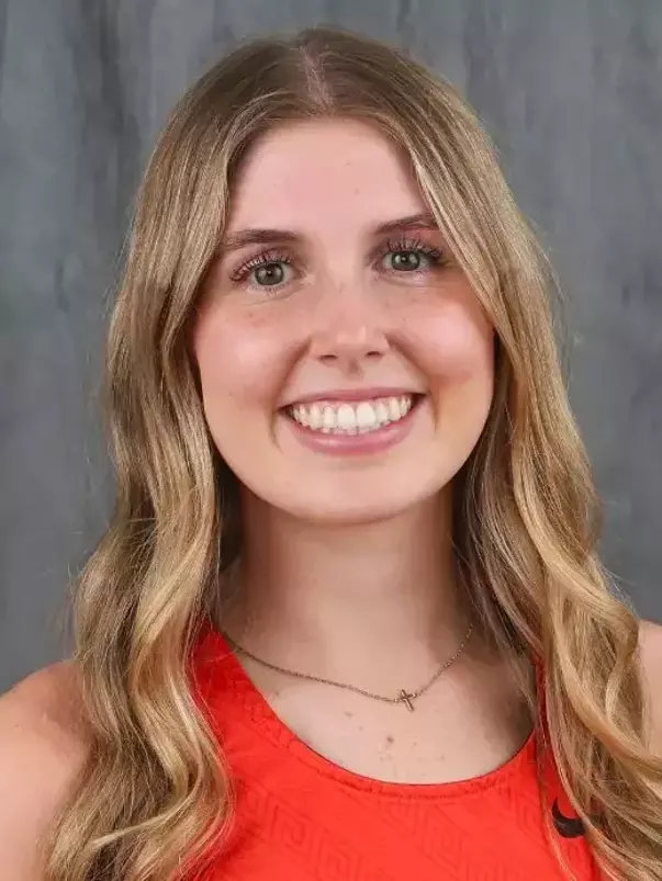 Rachael Withrow Head Shot WXC 25