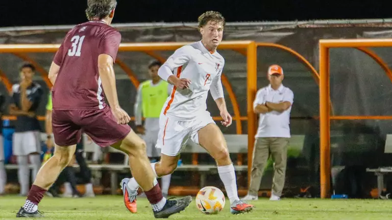 Falcons Head to Windy City for Tuesday's DePaul Duel