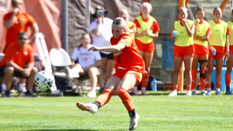 BGSU Rolls Along to 4-0 Win Over Central Michigan